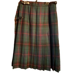 Kilt Made in Scotland Highlander by Lochcarron Davidson Modern Tartan